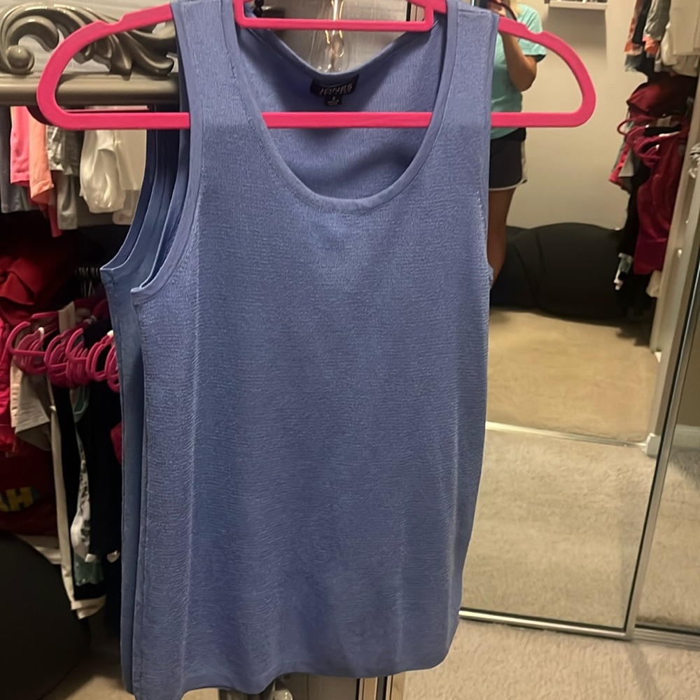 Jones New York Tank
